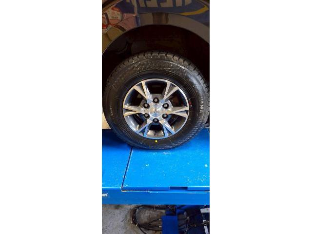 トヨタ ハイエース タイヤ交換