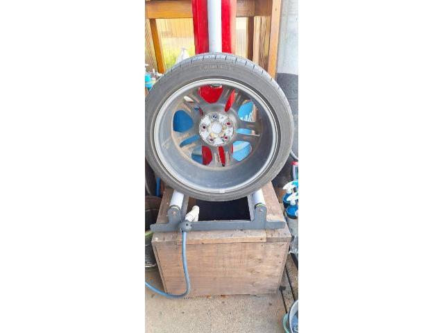 スズキ スイフトスポーツ タイヤ交換