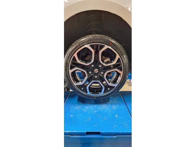 スズキ スイフトスポーツ タイヤ交換