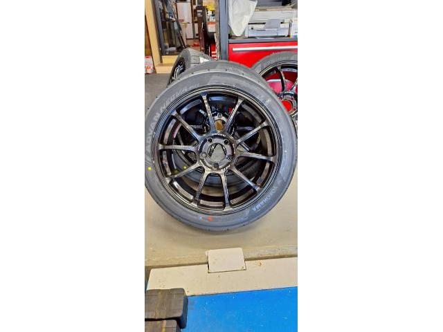 車種不明 タイヤ交換