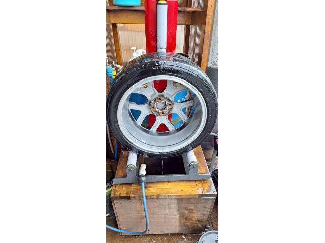 日産 ノート タイヤ交換