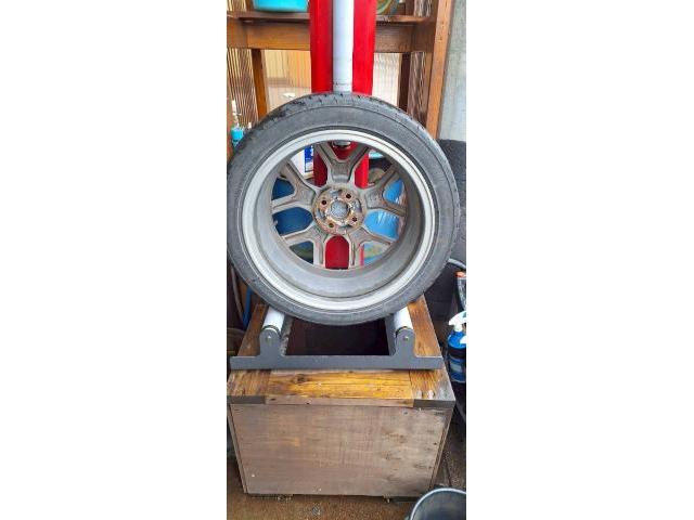 日産 ノート タイヤ交換