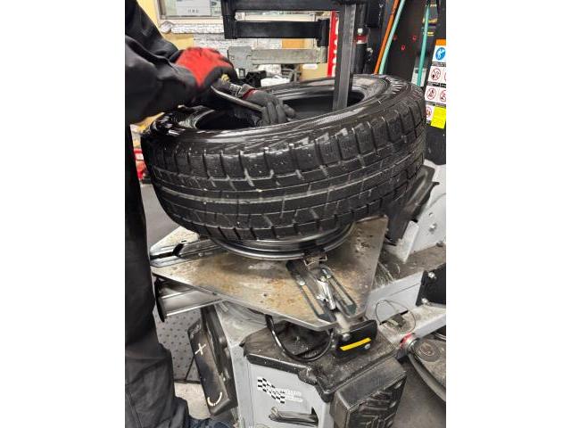 トヨタ クラウン タイヤ交換