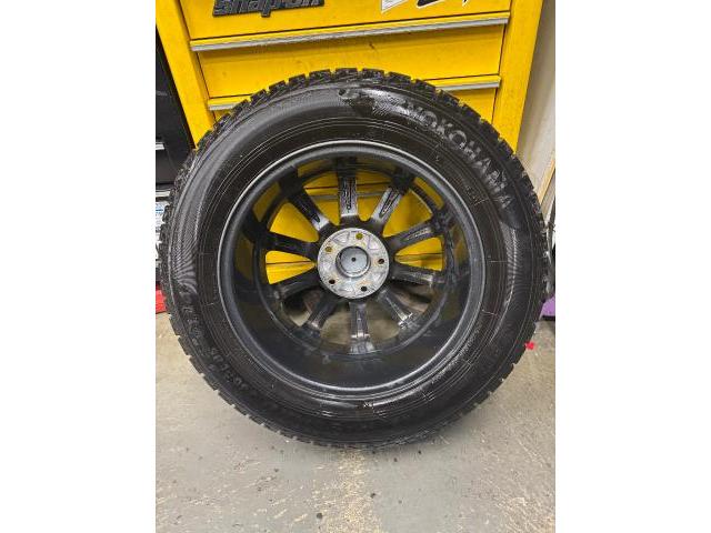 トヨタ クラウン タイヤ交換