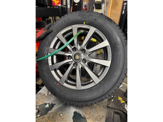 トヨタ クラウン タイヤ交換