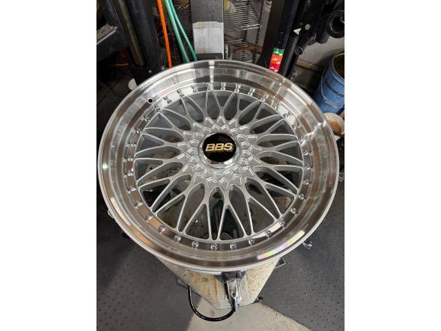 トヨタ アルファード タイヤ交換