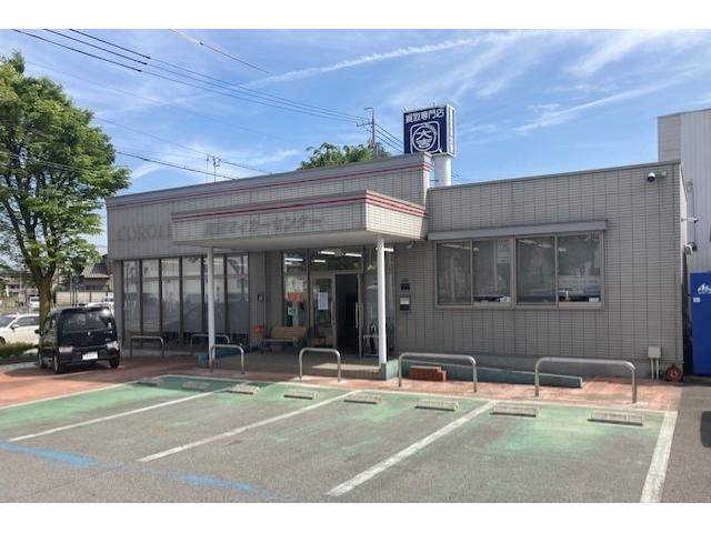 トヨタカローラ愛豊(株) 岡崎マイカーセンター(2枚目)