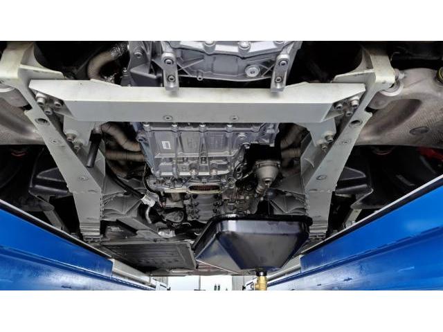 愛知県一宮市　フェラーリ　458スパイダーのエンジンオイルを交換・エレメント交換・ブレーキフルードの交換をしました。
