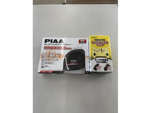 トヨタ　ヴォクシー　ホーン交換