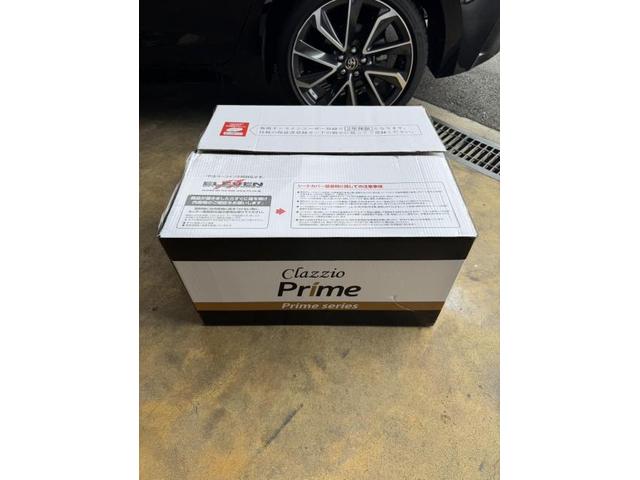 トヨタ　カローラスポーツ　シートカバー取付