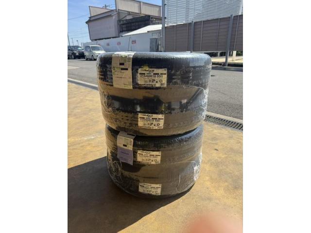 ホンダ　ヴェゼル　タイヤ持込交換