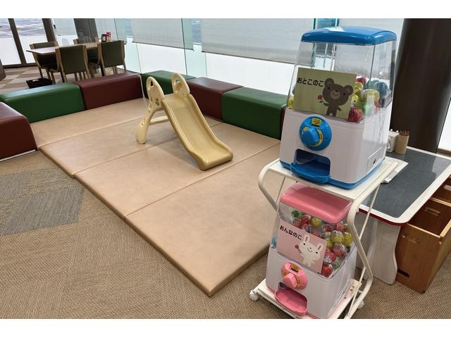 三重トヨペット株式会社 津垂水本店(2枚目)