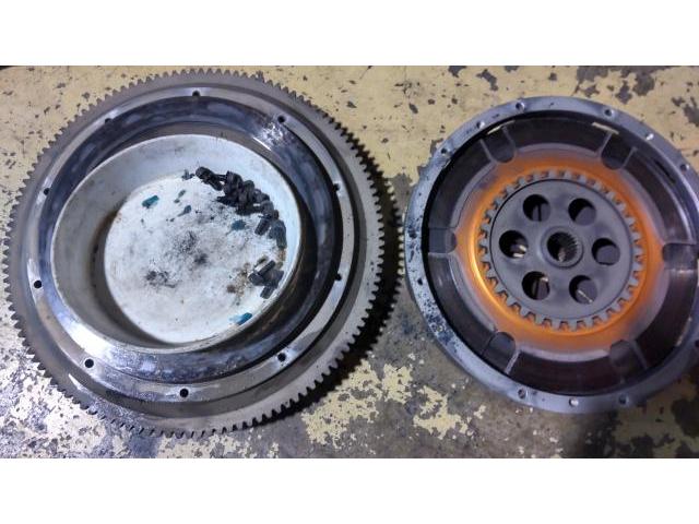 フェアレディーＺ　Ｚ３３ＨＲ　ＡＴＳクラッチ交換　某大手量販店クレーム作業？？？　名古屋市西区