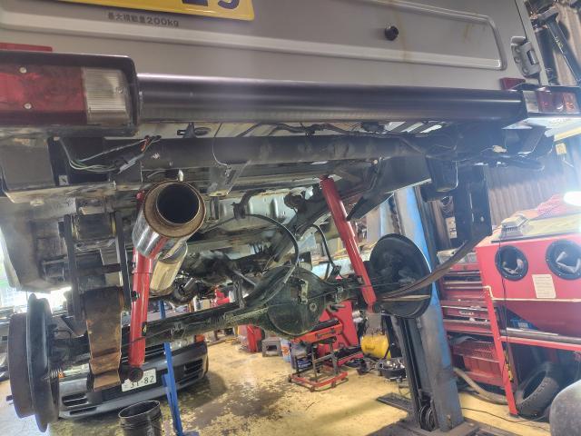 スズキ　ジムニー　車検やメンテナンス・ラジエター、オイル類全部等々日常点検色々いっぱい作業石川県より御来店
　名古屋市西区