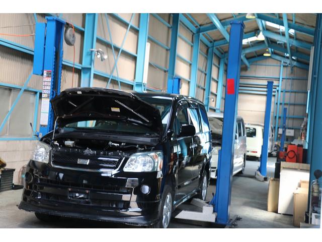 車の激安店 黄門さま 港店 愛知県名古屋市港区の自動車の整備 修理工場 グーネットピット