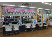 専門スタッフがお客様のご来店をお待ちしております。