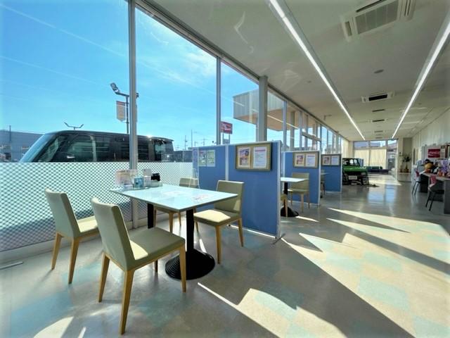 愛知ダイハツ株式会社 U-CAR鳴海(2枚目)