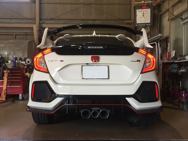 HONDA シビック　TYPE R　リフレクター交換