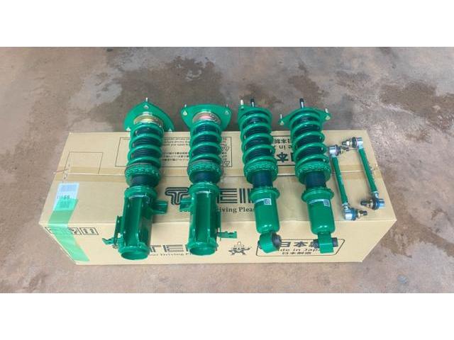 トヨタ　ＧＲ８６　サスペンション・足回りパーツ、マフラー取付