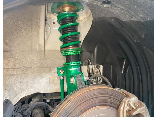 トヨタ　ＧＲ８６　サスペンション・足回りパーツ、マフラー取付