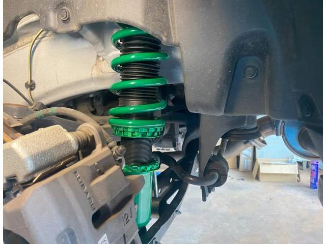 トヨタ　ＧＲ８６　サスペンション・足回りパーツ、マフラー取付