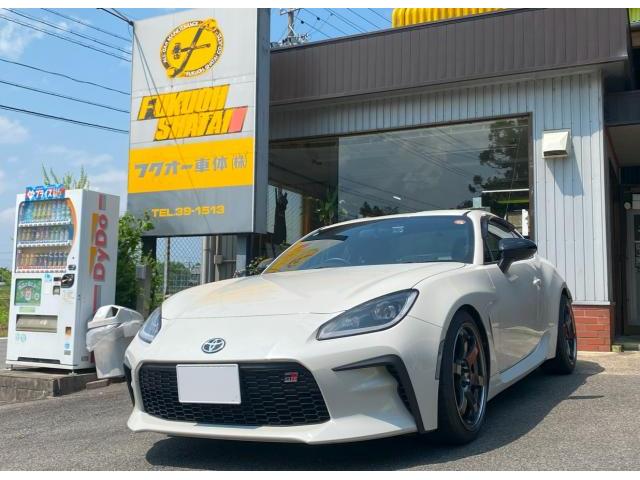 トヨタ　ＧＲ８６　サスペンション・足回りパーツ、マフラー取付