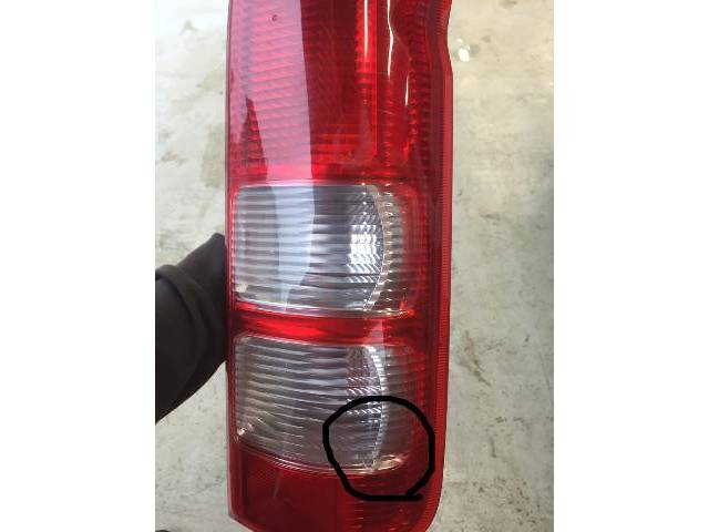 知っていましたか？こんな不具合箇所があると車検に通りません。岐阜県羽島市よりご入庫。ハイエースバン車検整備です！