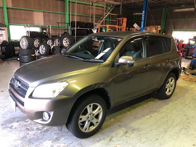 タイヤ交換専門店　エージェント東海店　トヨタ　RAV4  17インチ　4本　税込5720円　愛知県　名古屋市　東海市　大府市　日進市　東郷町　豊明市　刈谷市　知立市　東浦町　知多市　安城市　豊田市　岡崎市