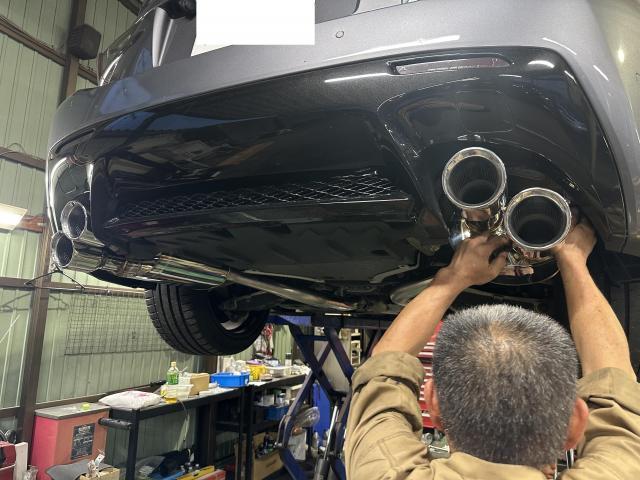 レクサス RCF ZEESプロジェクト製マフラー取付&アーティシャン レクサス RCF ZEESプロジェクト製マフラー取付&アーティシャン