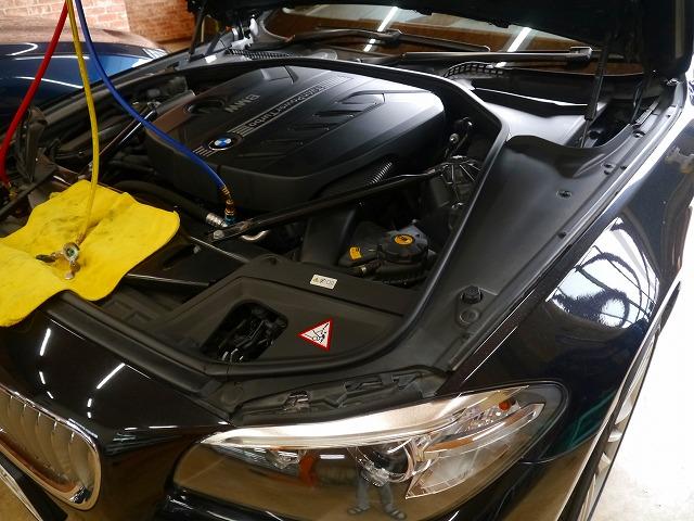 豊田市よりF11 BMW 523d エアコン効かない　故障　漏れ　ガス　注入　名古屋市　天白区　修理　メンテ　整備　販売　買取　テスター　オイル交換　