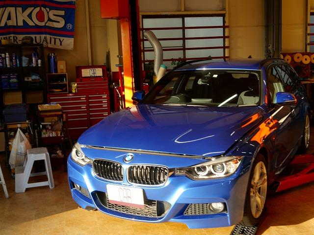 名古屋市港区　BMW　３シリーズ　320ｄ　Ｆ３０Ｆ３１　エンジンオイル交換　ディーゼル車　車　ロングライフオイル　安い　ワコーズ　名古屋市天白区　外車輸入車　整備修理　販売買取　テスターリセット登録　サービス　インターバル