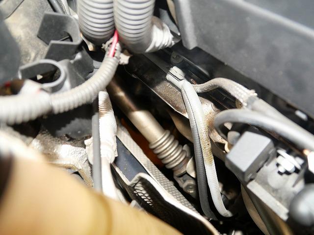 港区　BMW　３シリーズ　　335　N54　エンジン　オイル漏れ　焦げ臭い　煙　車　修理　パッキン　ヘッドカバーガスケット　タペットカバー　シール　交換　整備　修理