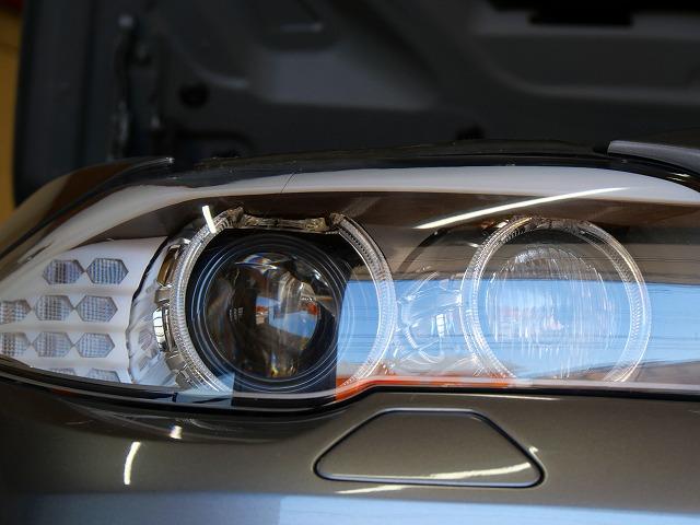 千種区　BMW　ヘッドライト　ライト　レンズ　５シリーズ　F10　F11　523　535　523ｄ　修理　結露　水滴　くもり　水蒸気　水滴　結露　５シリーズ　ＢＭＷ　無料代車　名古屋市　天白区　名古屋　車　修理　整備　