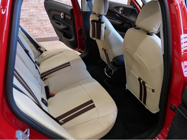 名古屋市東区より　F55　F54　F56　BMW　ＭＩＮＩ　ミニ　クーパー　内装品取付　カバナシート　革調シート　CABANA　シートカバー取り付け　持ち込み　名古屋市　天白区　無料代車　外車　輸入車