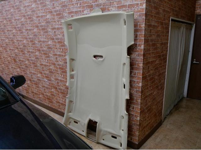 名古屋市　天白区　緑区　名東区　守山区　昭和区　瑞穂区　AUDI　アウディ　Ａ４アバント　8K　天井　天張り　布　生地　垂れ　浮き　剥がれ　張替　アウディ　ルーフライニング　ルーフ　内装補修・修理　外車　輸入車　無料代車