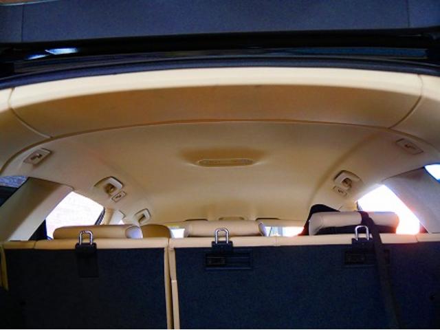 名古屋市　天白区　緑区　名東区　守山区　昭和区　瑞穂区　AUDI　アウディ　Ａ４アバント　8K　天井　天張り　布　生地　垂れ　浮き　剥がれ　張替　アウディ　ルーフライニング　ルーフ　内装補修・修理　外車　輸入車　無料代車