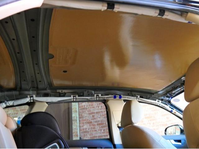 名古屋市　天白区　緑区　名東区　守山区　昭和区　瑞穂区　AUDI　アウディ　Ａ４アバント　8K　天井　天張り　布　生地　垂れ　浮き　剥がれ　張替　アウディ　ルーフライニング　ルーフ　内装補修・修理　外車　輸入車　無料代車