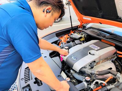 プロの整備士がメンテナンス