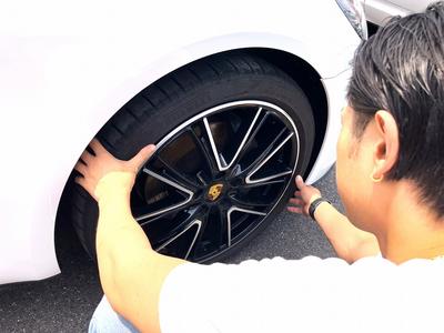 タイヤ脱着★