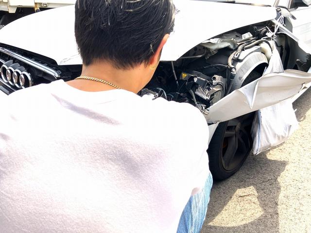 鈑金塗装・修理や・・・