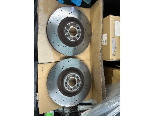 メルセデスベンツ　GLE  ブレーキ鳴き音　研磨
清須市　一宮市　稲沢市　名古屋市　中村区　西区　南区　北名古屋市　あま市　中川区　緑区