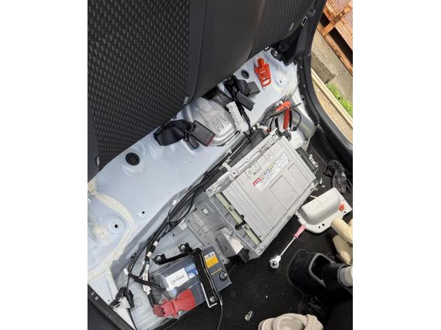 トヨタ　アクア　ハイブリッドバッテリー交換　チェックランプ点灯
清須市　稲沢市　一宮市　名古屋市　西区　北区　中川区　あま市　緑区　天白区　港区