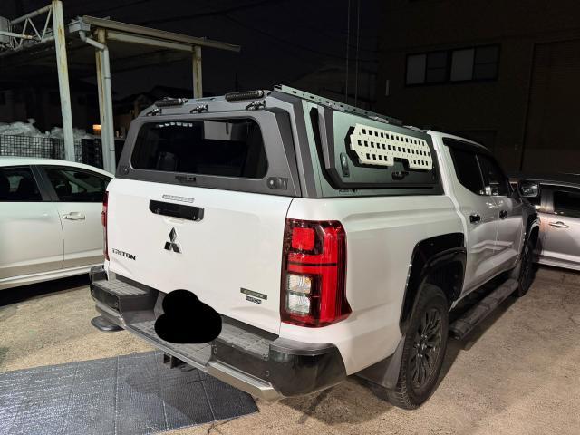 三菱　トライトン　キャノピー取付
清須市　稲沢市　一宮市　名古屋市　中村区　西区　北区　中川区　あま市　緑区　天白区　港区