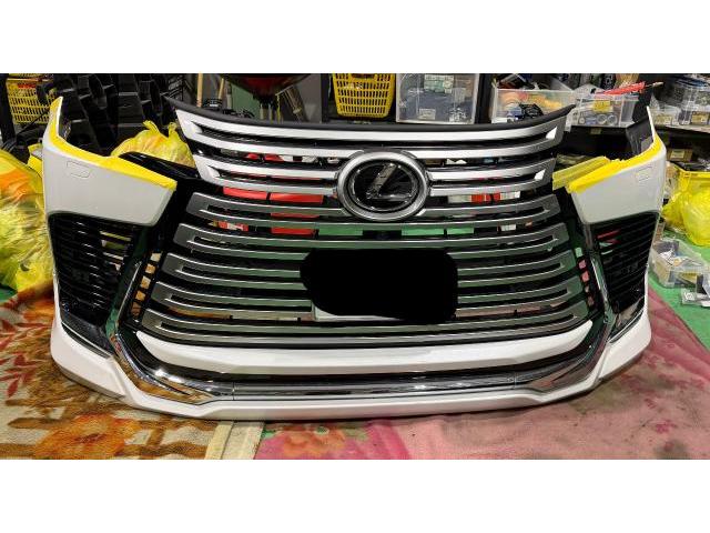 レクサス　ＬＸ　グリル交換　マットブラック　総入れ替え
清須市　稲沢市　一宮市　名古屋市　中村区　西区　北区　中川区　あま市　緑区　天白区　港区