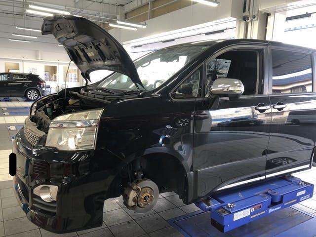 ヴォクシー　車検　中川区からお越しのG様