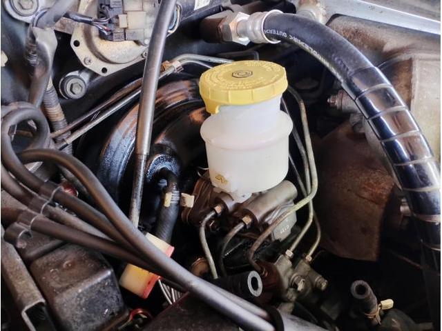 いすゞ ビッグホーン ブレーキオイル漏れ 修理 マスターシリンダー交換