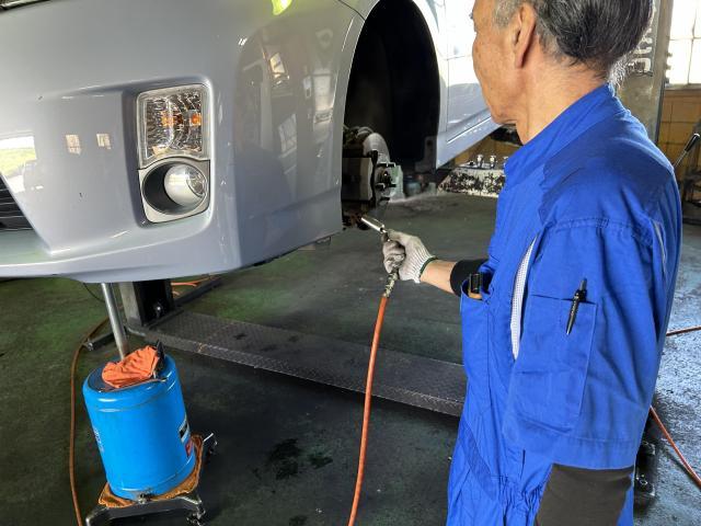 トヨタ　プリウス　車検整備