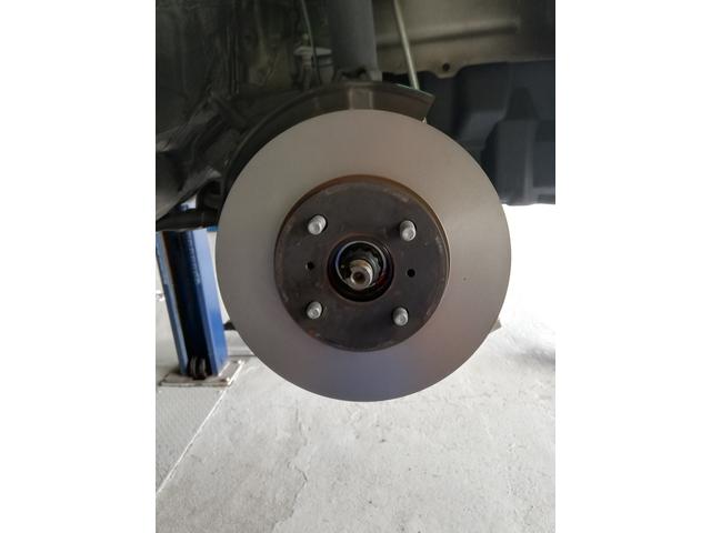 トヨタ　ＮＣＰ１６０Ｖ　プロボックス　ブレーキローター研磨　四日市市