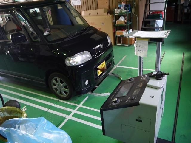 豊富な経験と充実の設備でお客様の車をサポートします！