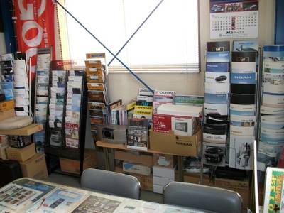 各メーカー新車取り扱い。